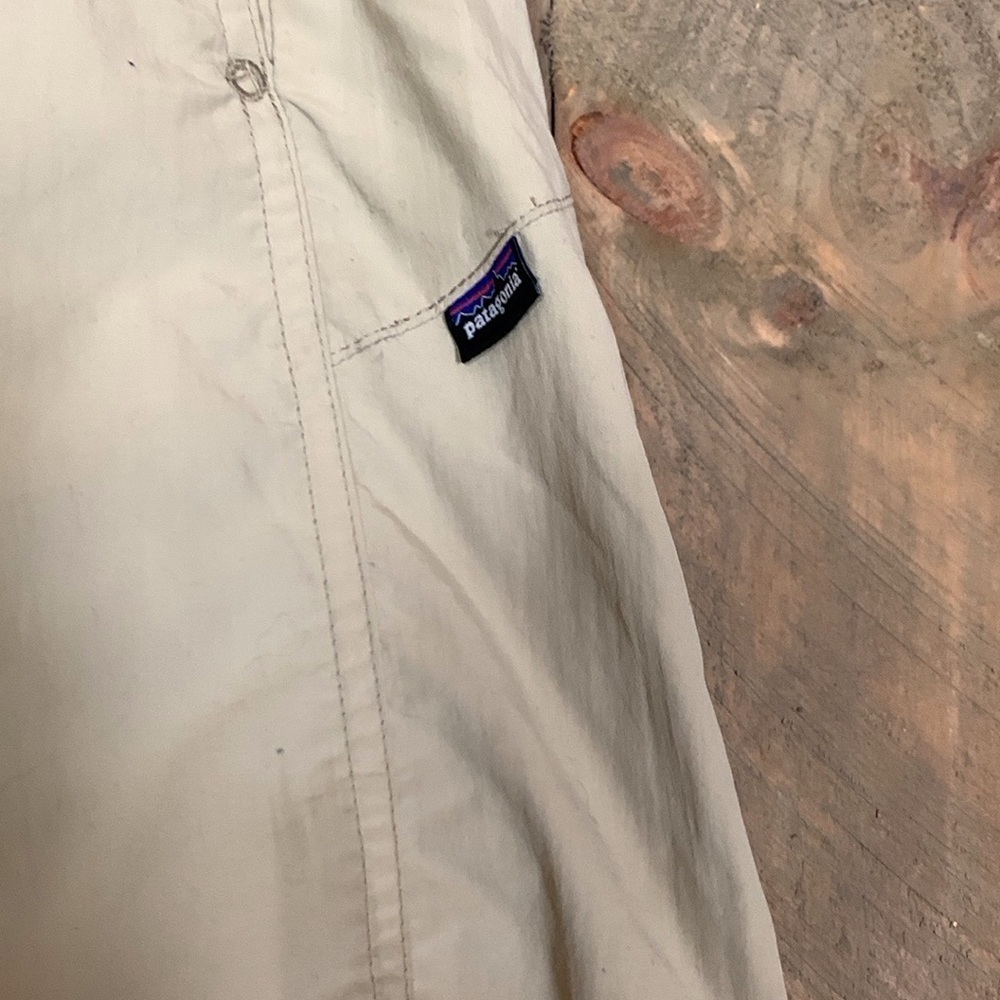 Patagonia GI III nylon shorts Khaki color Men’s Size Small - Picture 6 of 13